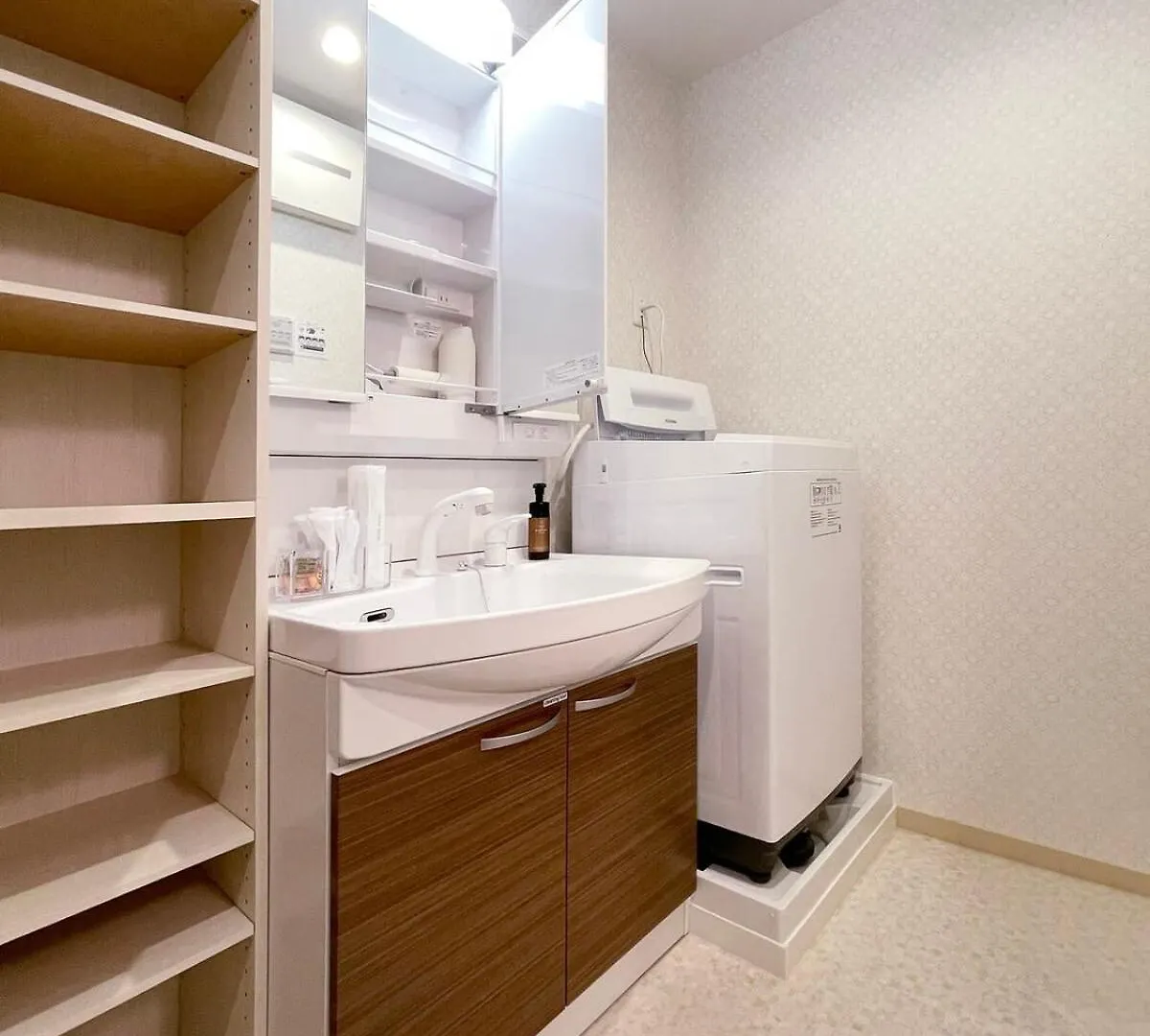 Casaen - New Apt Near Tourist Area For 6Ppl Hiroshima Apartment